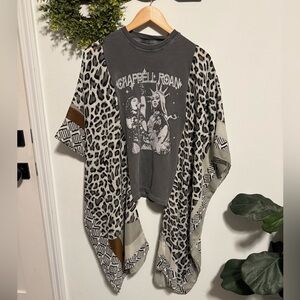 Custom Chappell Roan Graphic Band Tee with Leopard Print Kimono Sleeves
